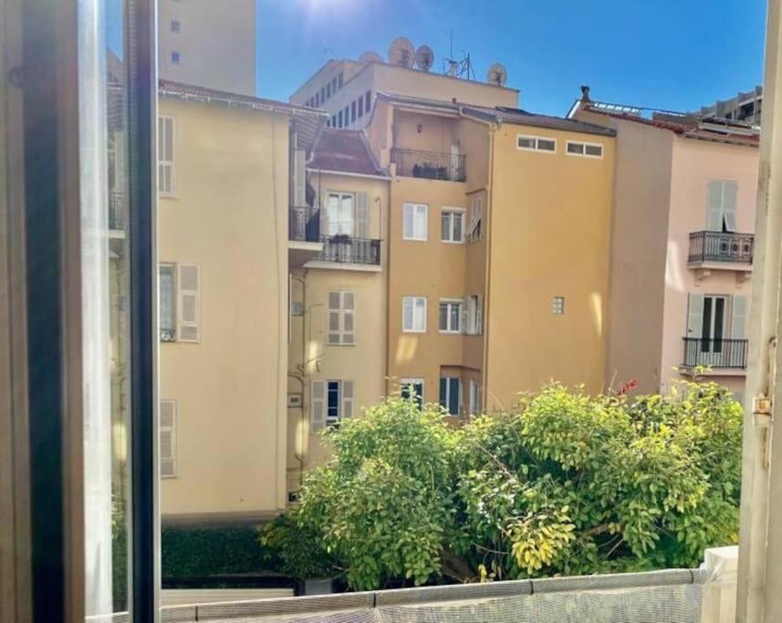2 Pieces Au Centre De Monaco Appartement Buitenkant foto